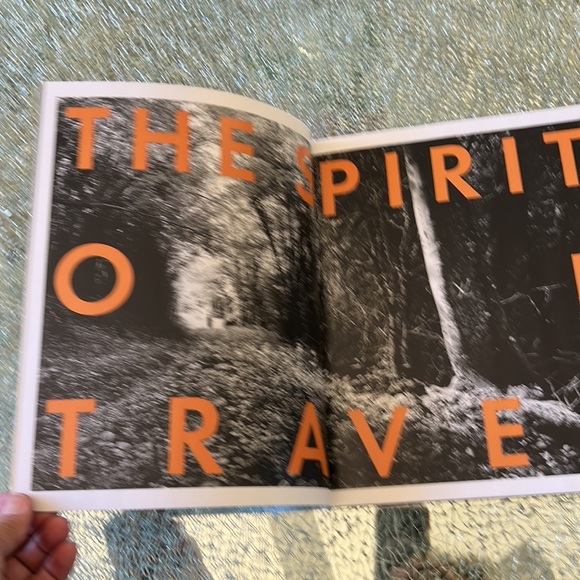 Louis Vuitton the book 200-Full color table top Louis Vuitton history 📖 book - Picture 9 of 14